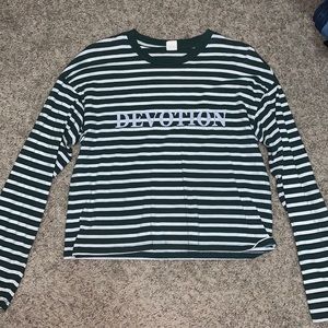 Very cute long sleeve!